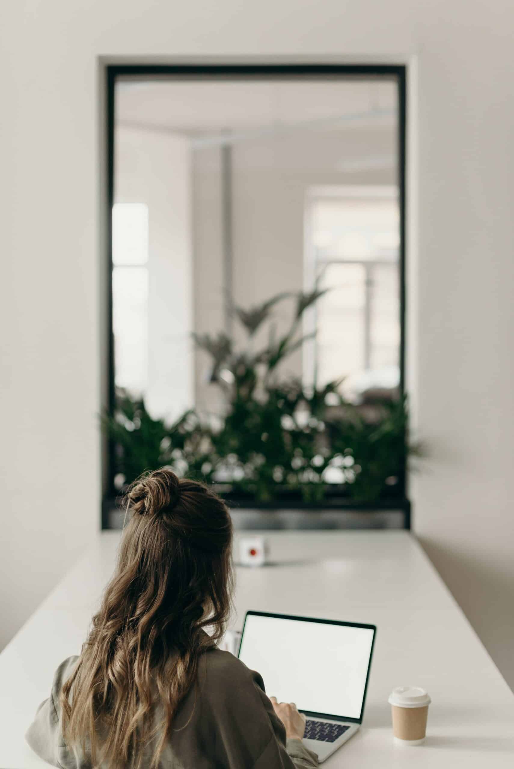 pexels-cottonbro-studio-4065624